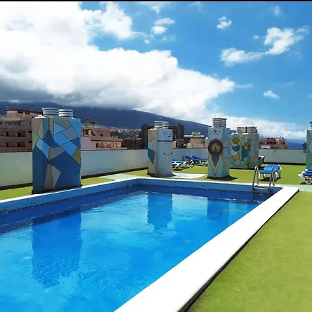 Ático con piscina en el centro Puerto de la Cruz - Edificio Girasol Apartamento